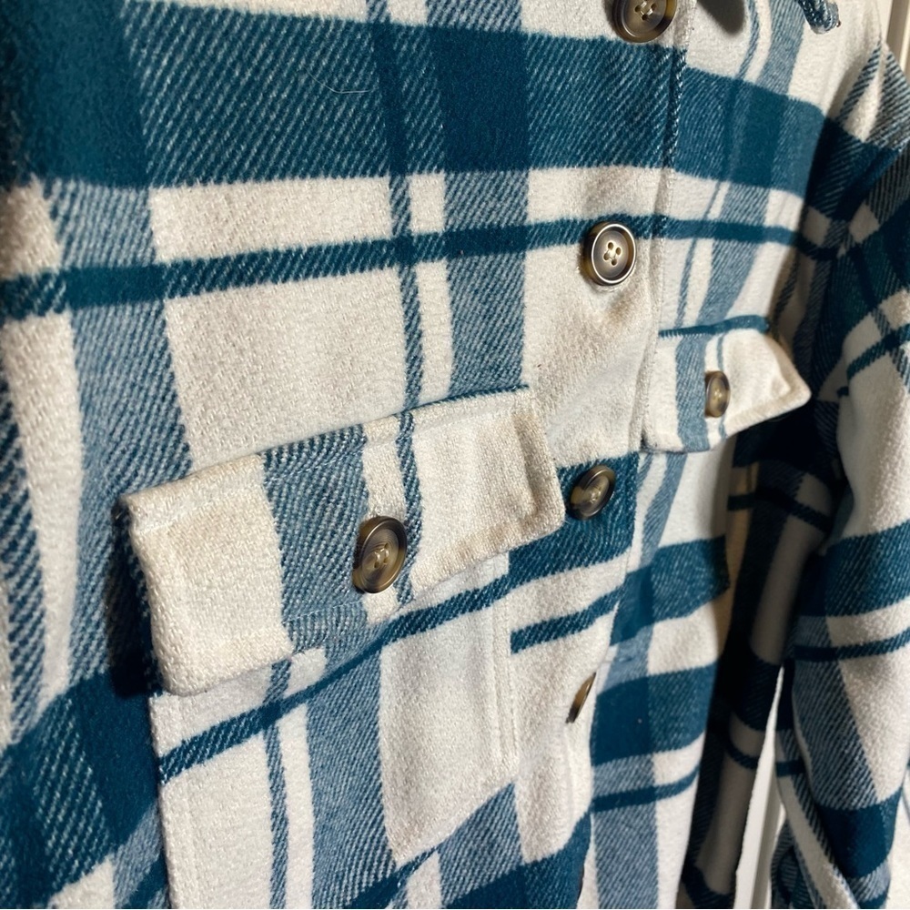 Love Tree Women's size Small oversized shacket cropped teal green white plaid - Picture 5 of 7